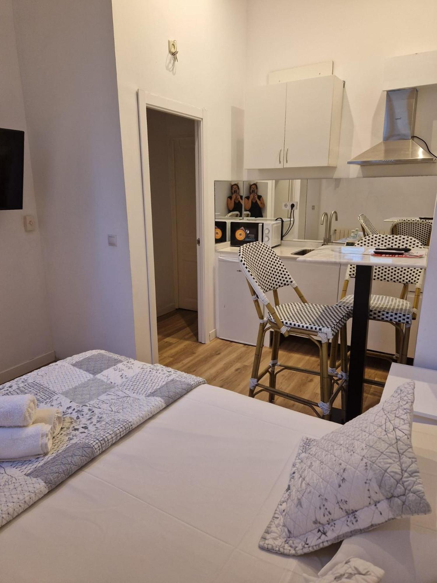 Hostal Andrea Sol Μαδρίτη Εξωτερικό φωτογραφία